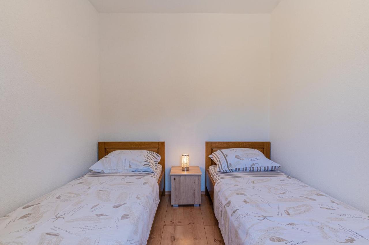 Apartment Jurasic Orlec Extérieur photo